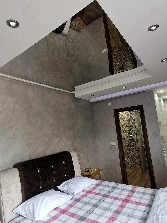Airport Apartments Beograd Bagian luar foto