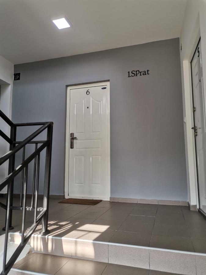 Airport Apartments Beograd Bagian luar foto