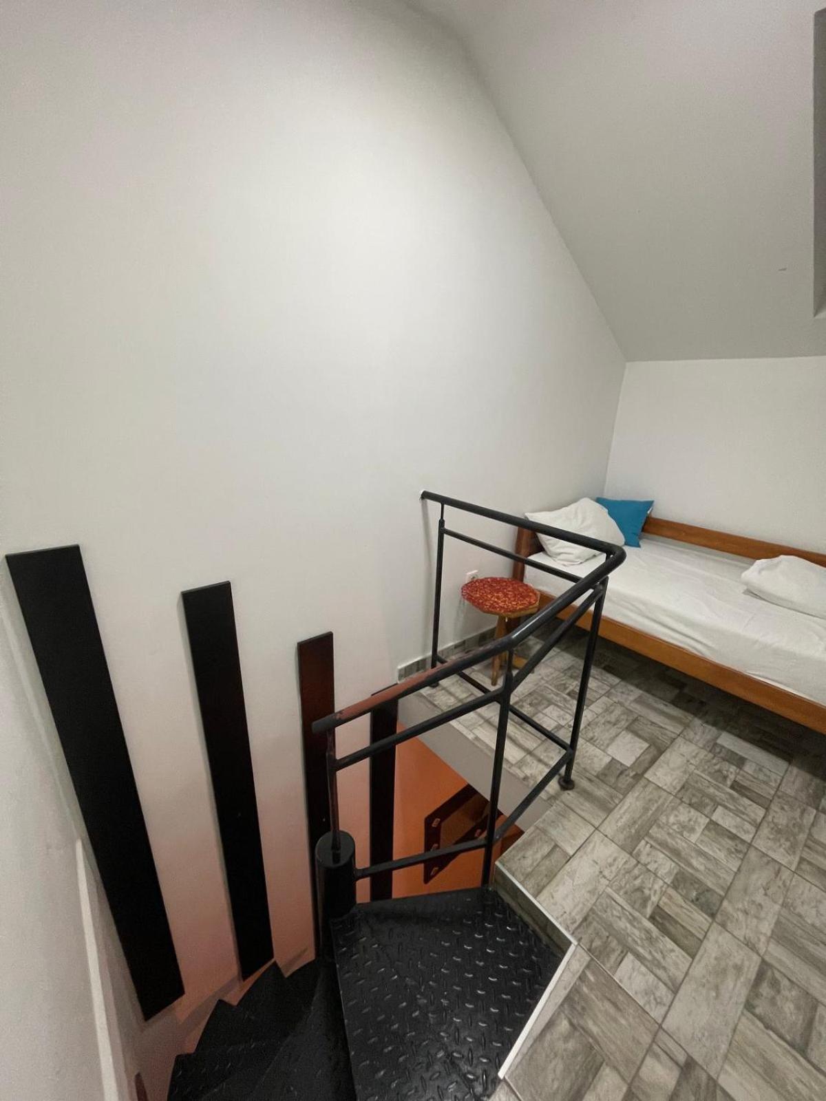 Airport Apartments Beograd Ruang foto