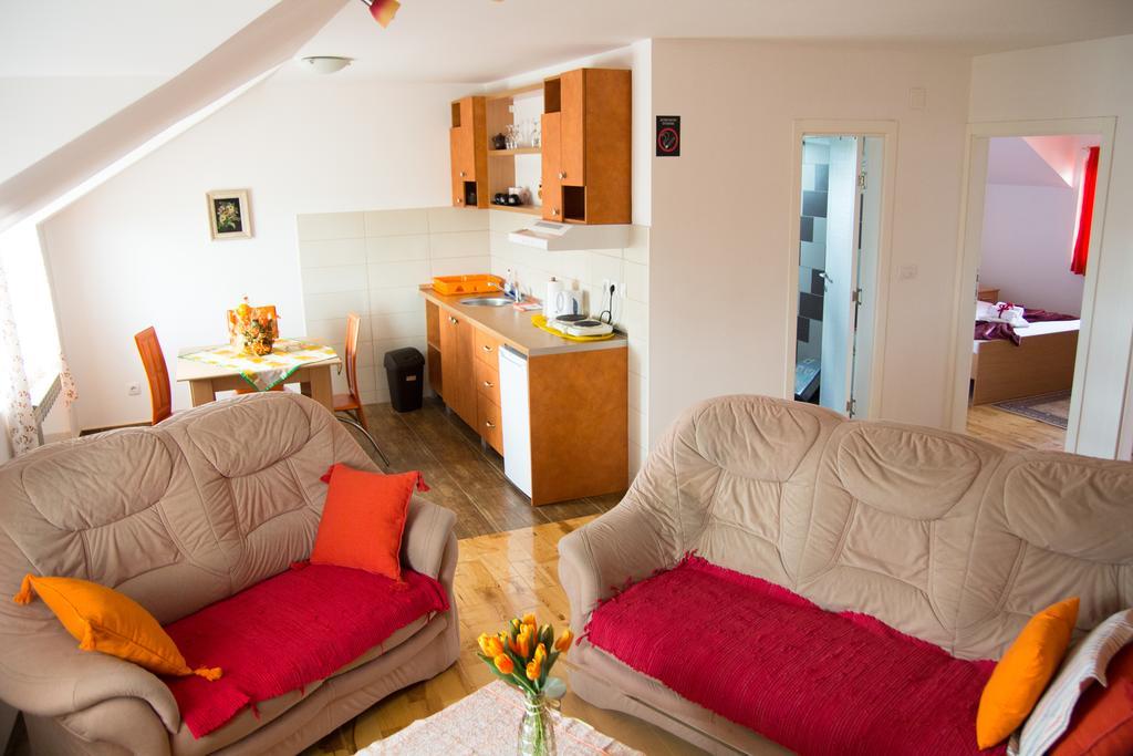 Airport Apartments Beograd Bagian luar foto