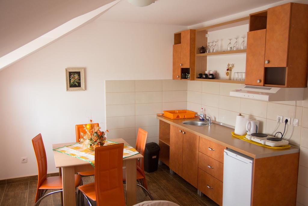 Airport Apartments Beograd Bagian luar foto