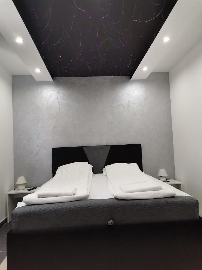 Airport Apartments Beograd Bagian luar foto