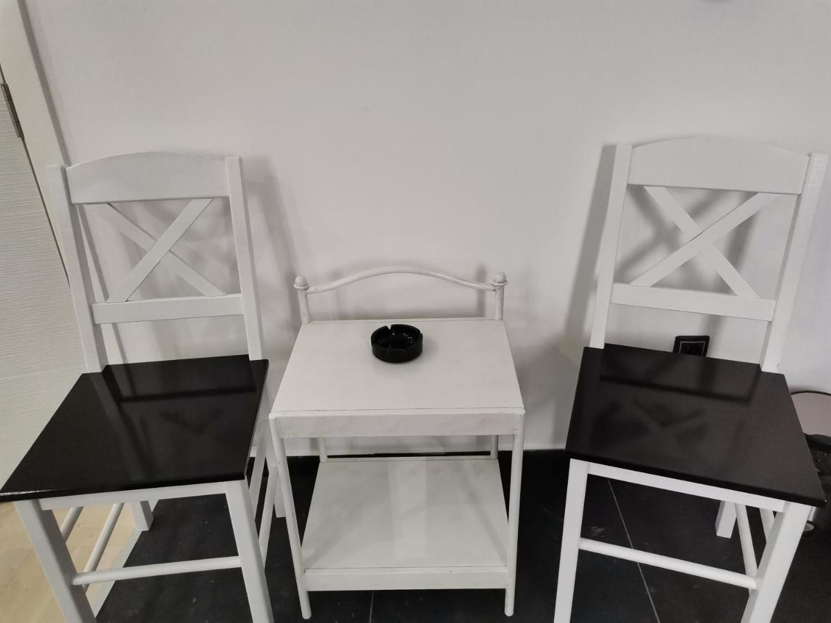 Airport Apartments Beograd Bagian luar foto