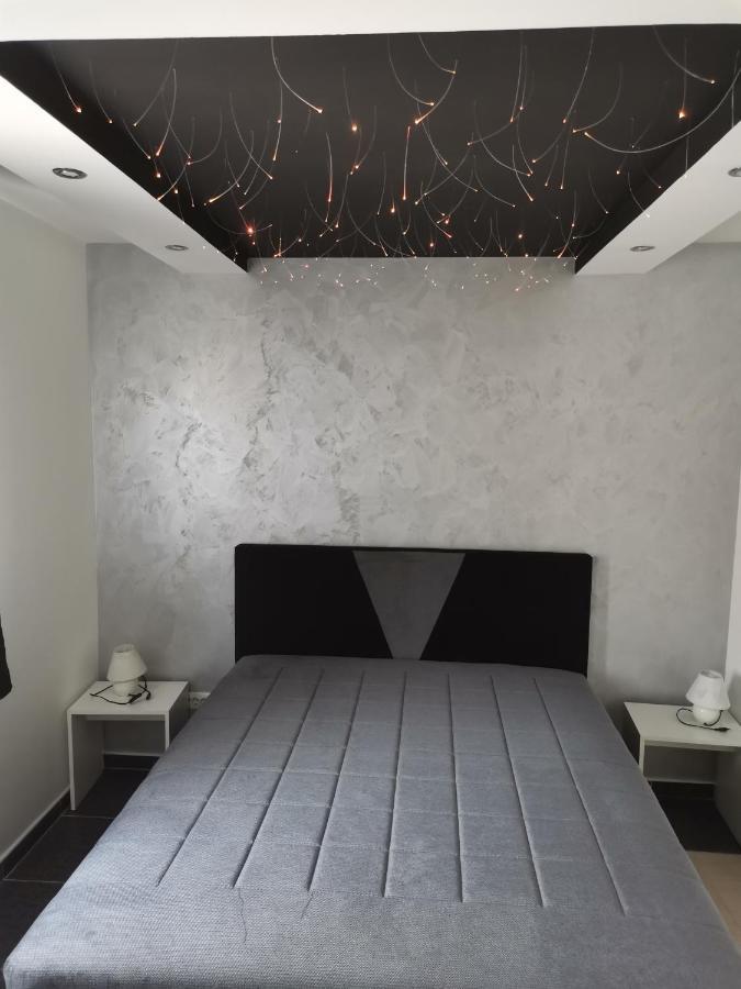 Airport Apartments Beograd Bagian luar foto